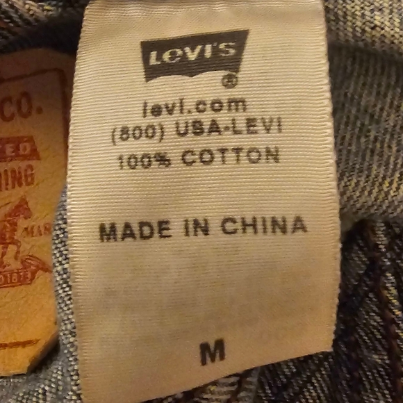 Levi's Classic Blue Denim Trucker Jacket Size‎ Medium - Picture 8 of 8